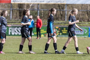 Bild 60 - wBJ VfL Pinneberg - Waldd�rfer SV : Ergebnis: 5:0